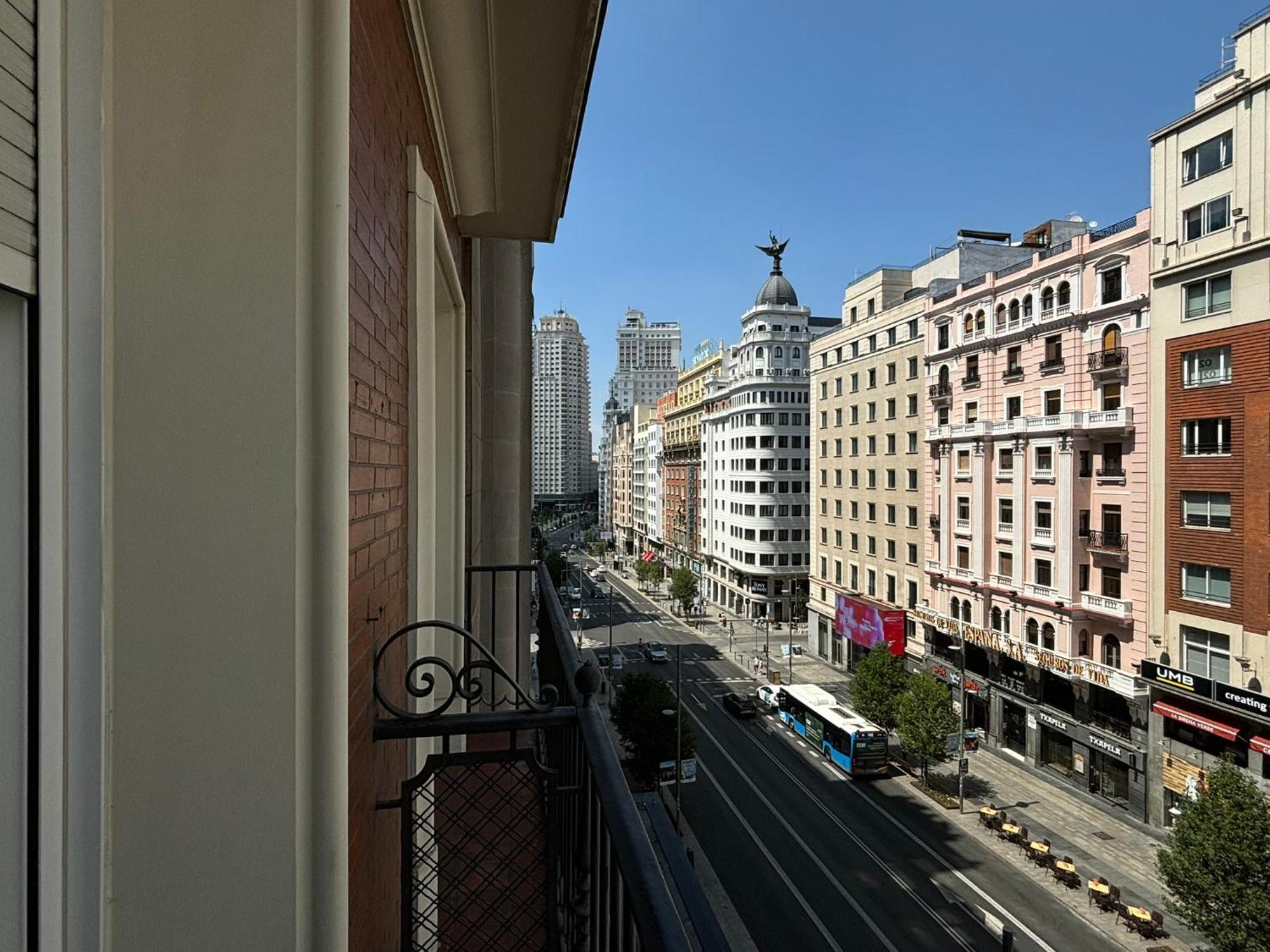 شقة Gran Via 55 مدريد المظهر الخارجي الصورة